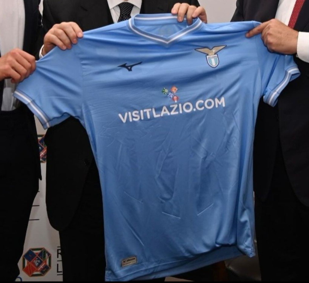 Equipación especial de Lazio 23-24