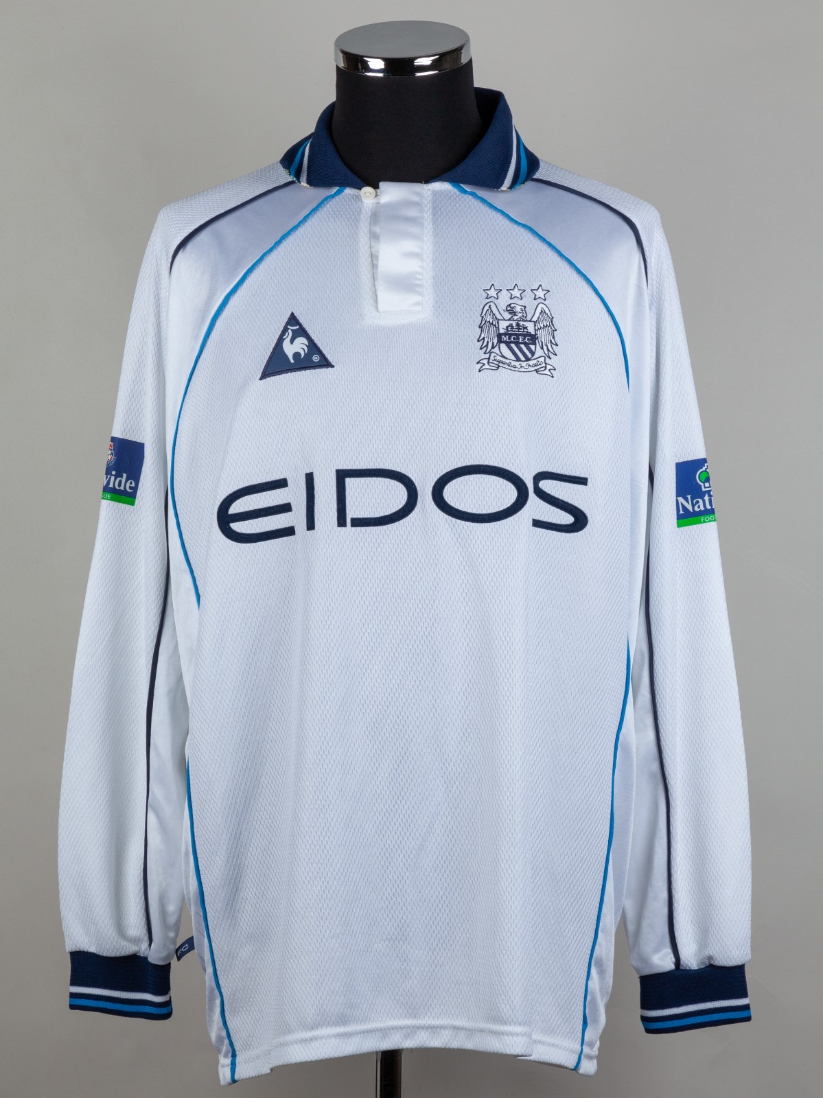 Manchester City 99-00 Visitante 3