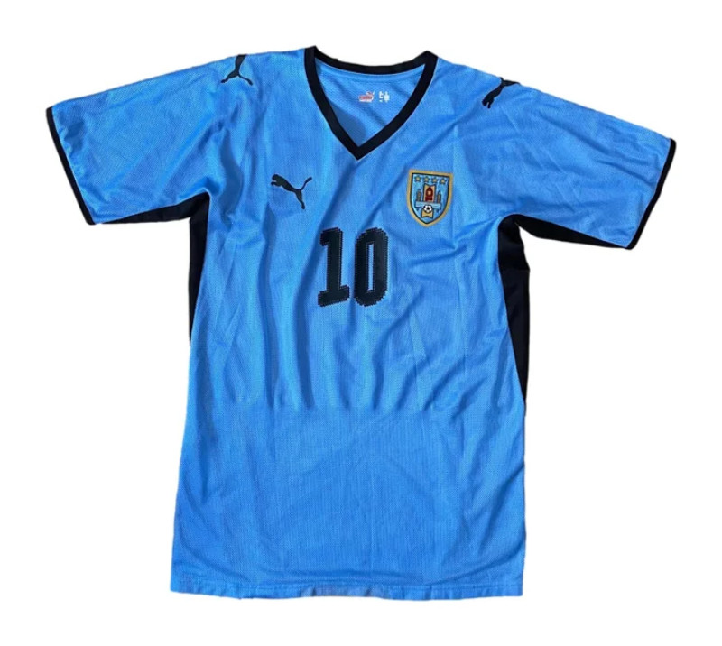 Primera equipación de Uruguay 2008