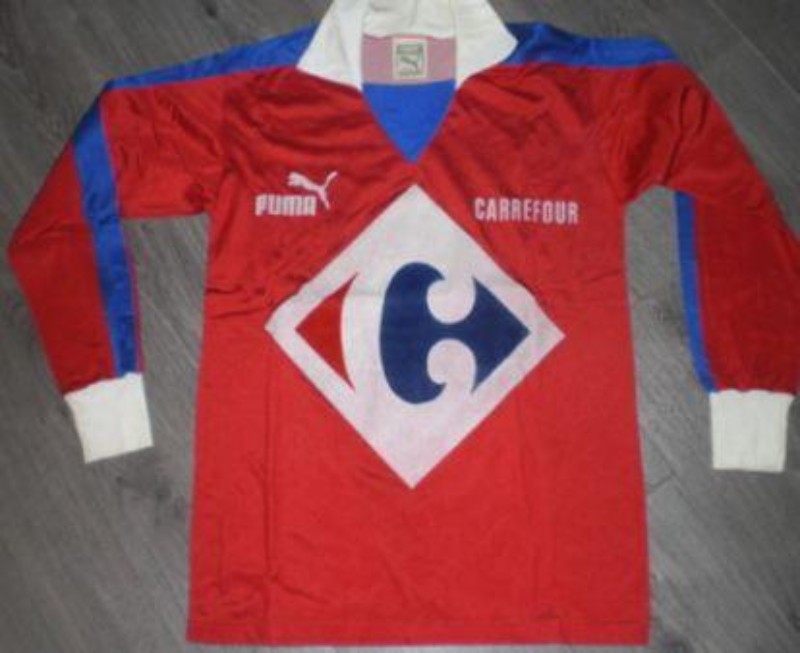 Primera equipación de Olympique de Lyon 84-85