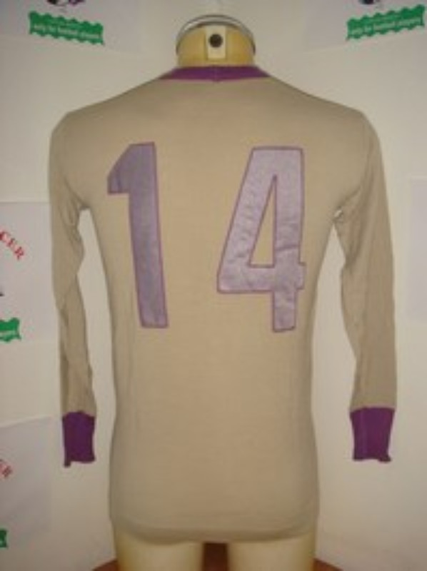 ACF Fiorentina 76-77 Visitante 2