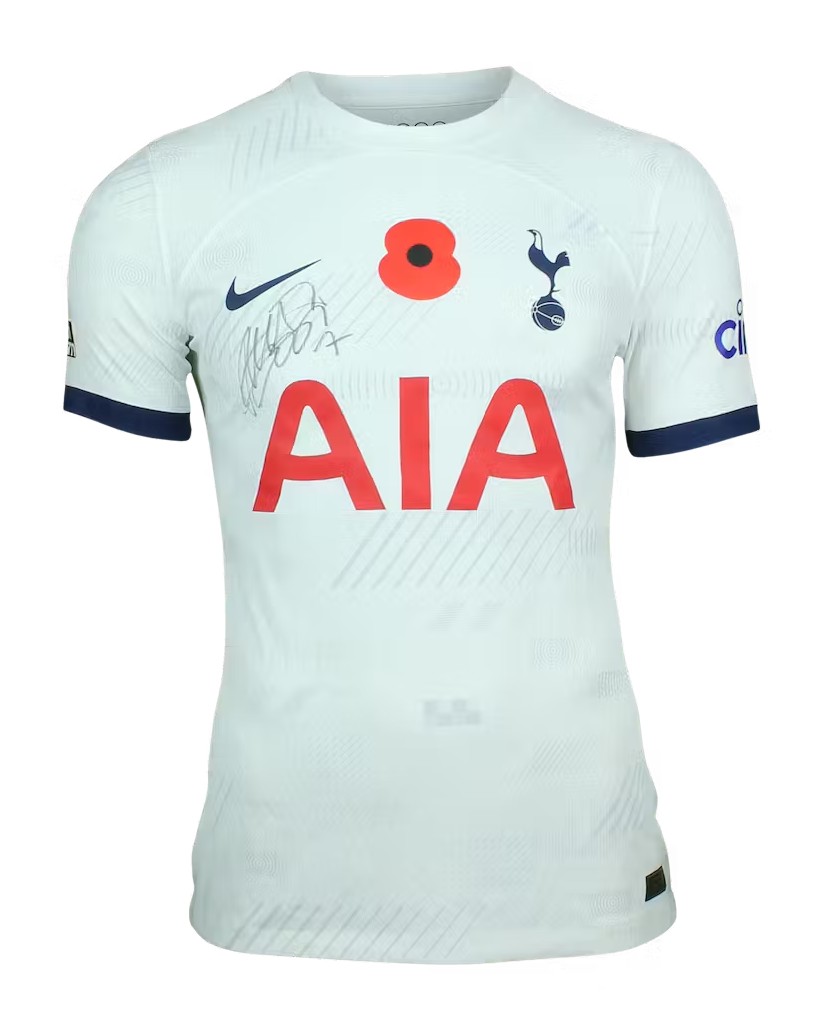 Primera equipación de Tottenham 23-24