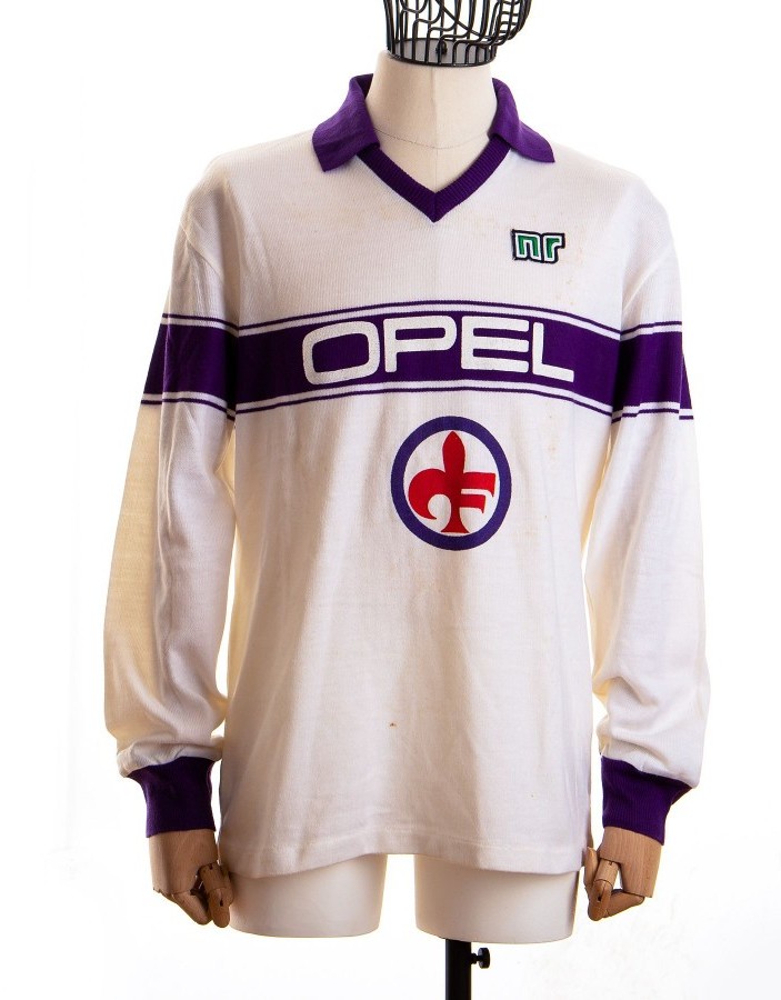 Segunda equipación de Fiorentina 85-86