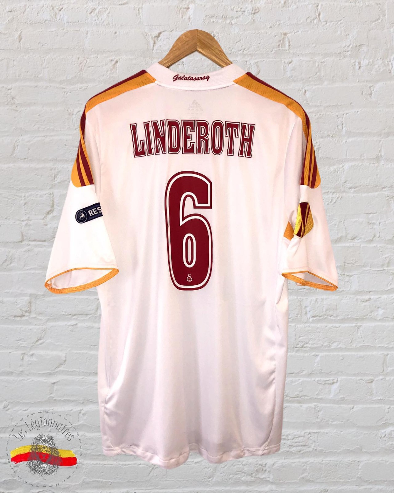 Galatasaray 09-10 Visitante 4