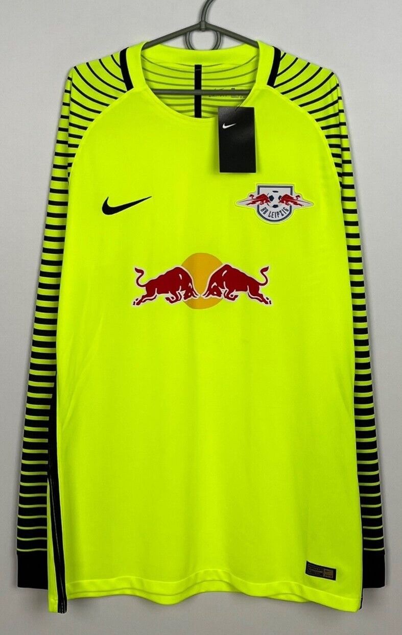 RB Leipzig 16-17 Portero 2