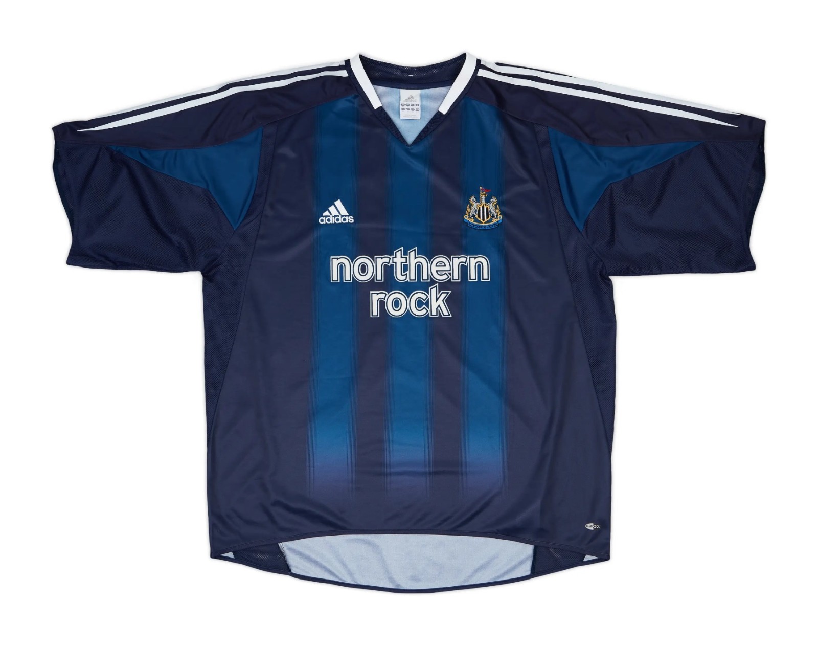 Segunda equipación de Newcastle 04-05