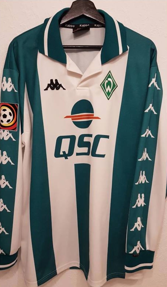 Primera equipación de Werder Bremen 00-01