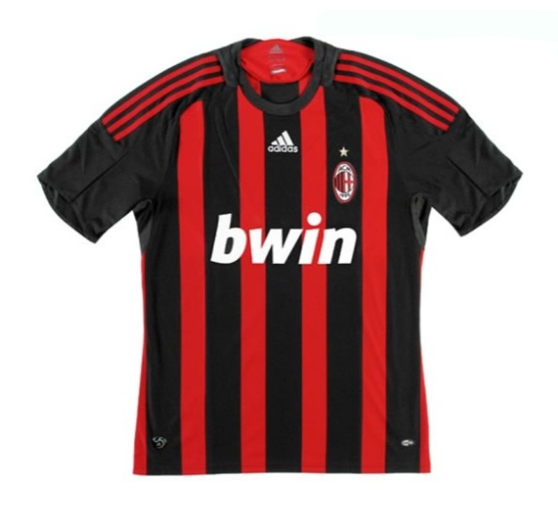 Primera equipación de Milan 08-09