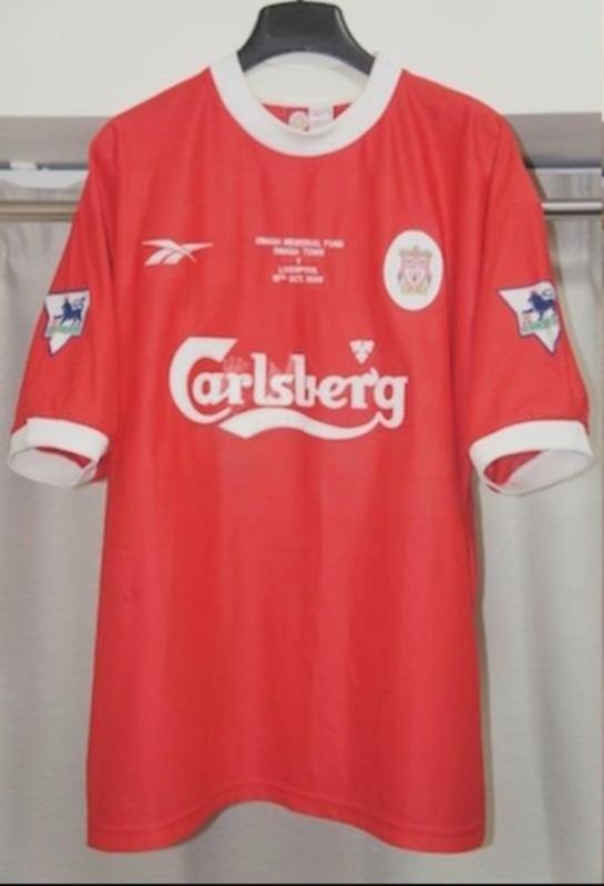 Equipación especial de LiverpoolFC 98-99