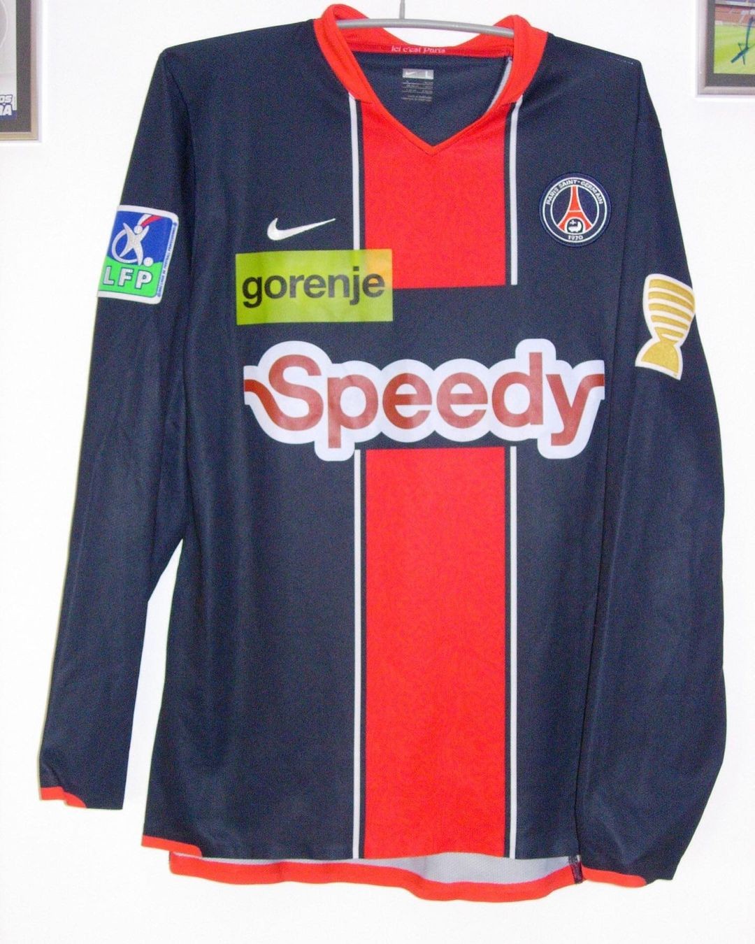 Primera equipación de Paris Saint-Germain 07-08