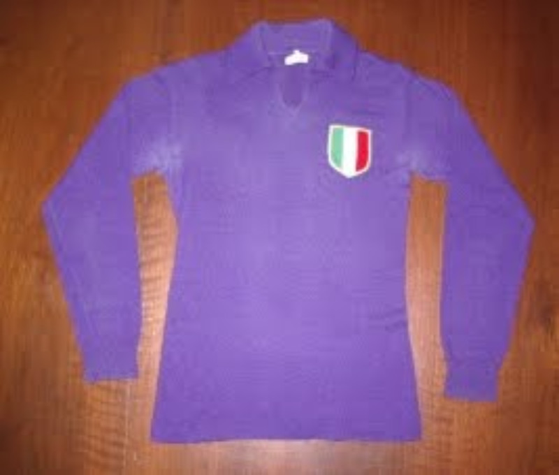 Primera equipación de Fiorentina 54-55