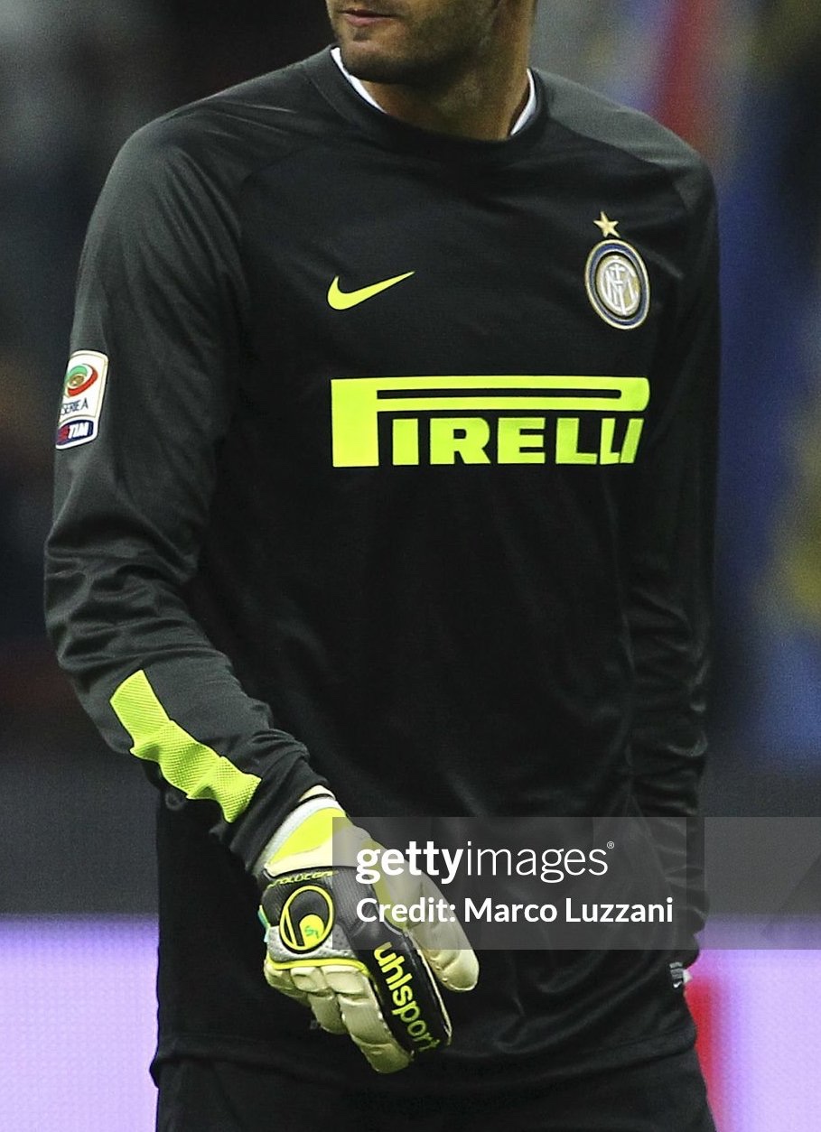 Equipación de portero de Inter de Milán 13-14