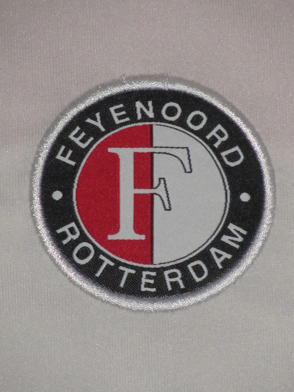 Feyenoord 04-05 Local 3