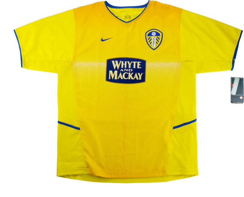 Tercera equipación de Leeds 03-04