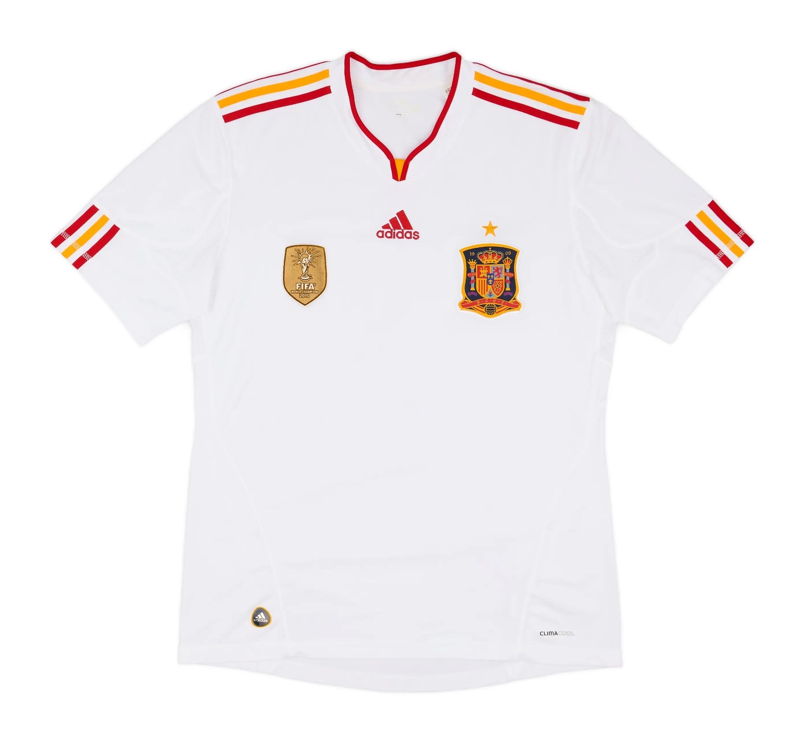 Segunda equipación de España 2011