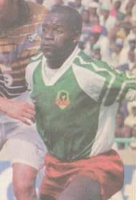 Primera equipación de Camerún 1996