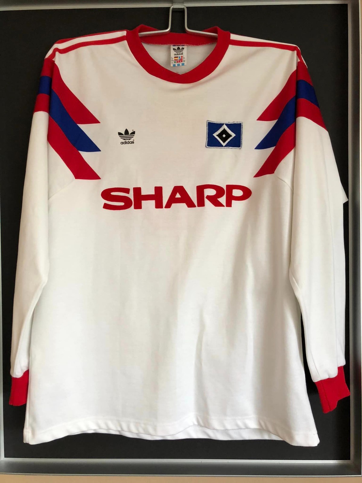 Primera equipación de Hamburgo 90-91