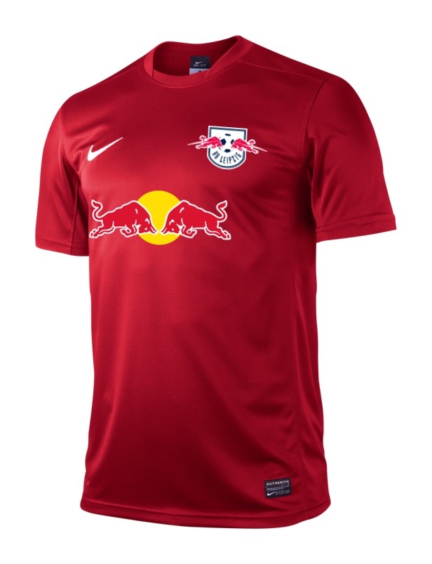 Tercera equipación de Leipzig 16-17