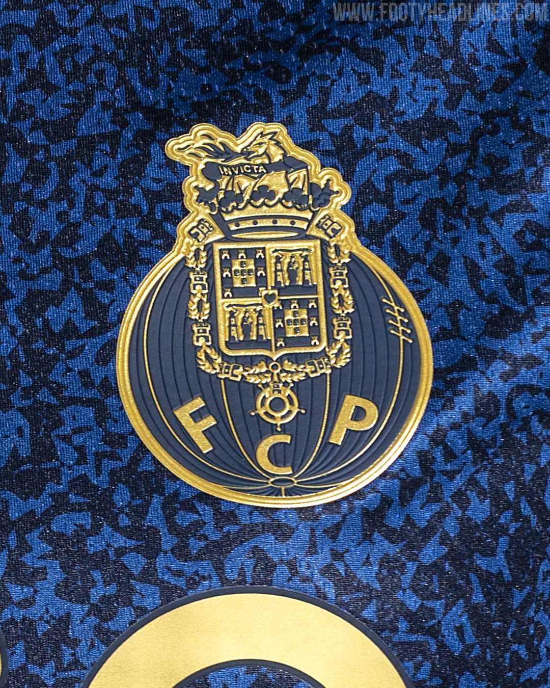 FC Porto 21-22 Visitante 2