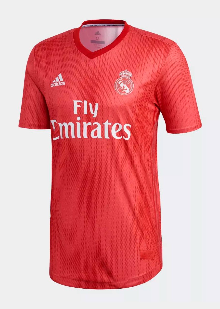 Tercera equipación de Real Madrid 18-19