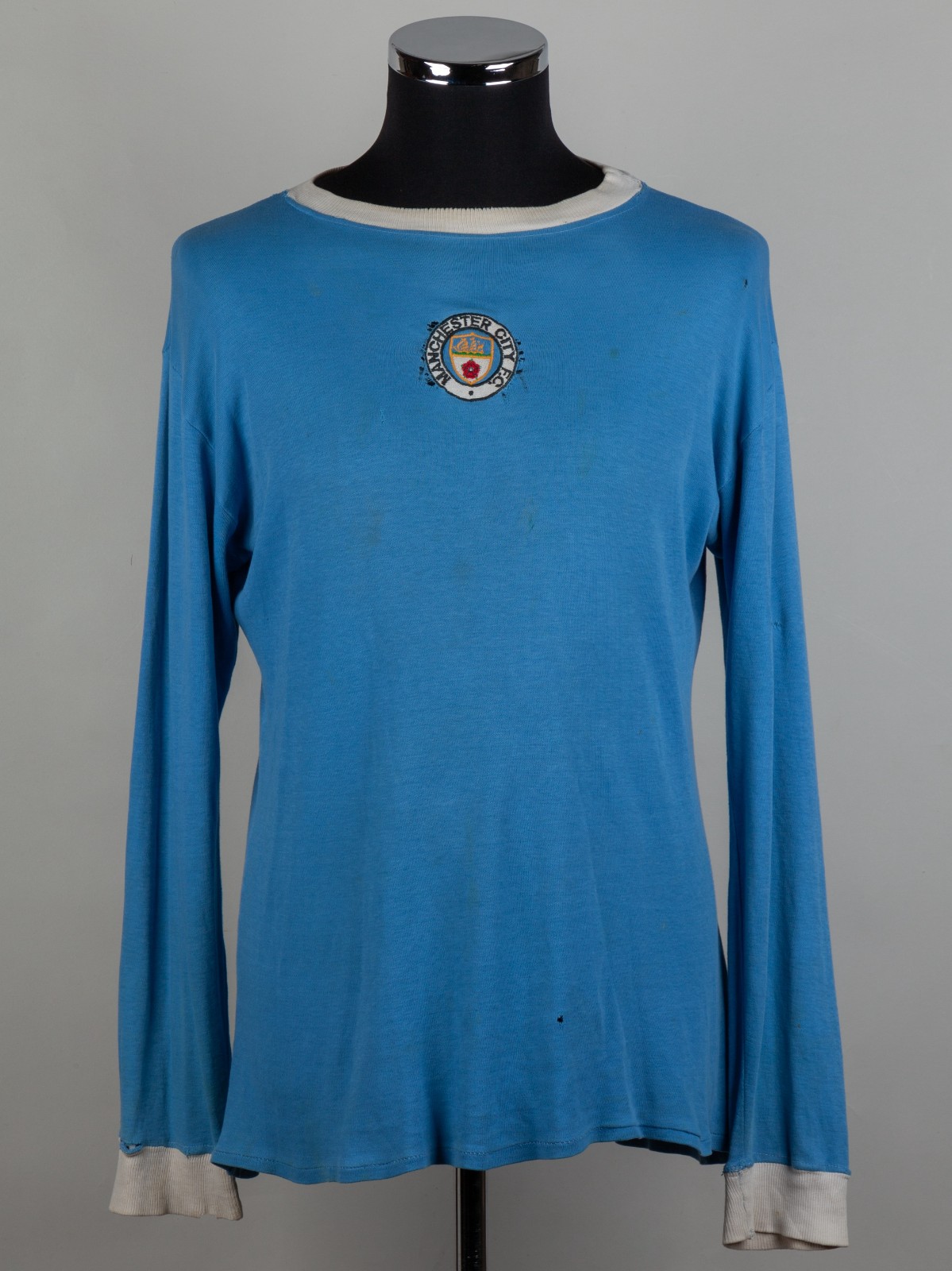 Primera equipación de Man City 73-74