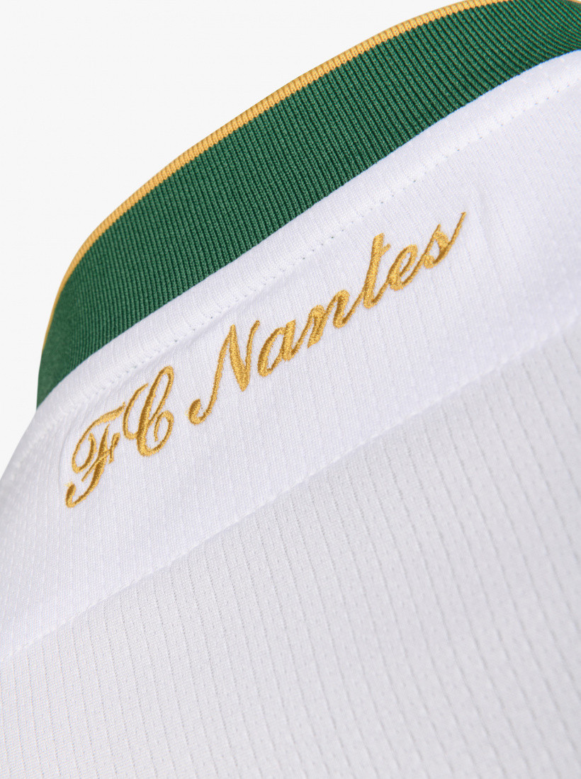 FC Nantes 21-22 Visitante 4