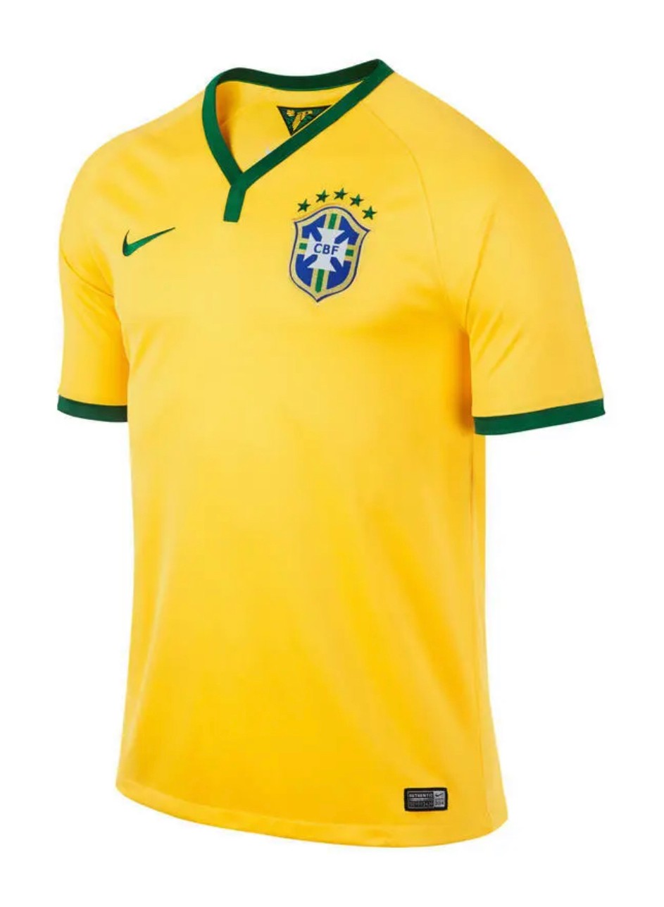 Primera equipación de Brasil 2014