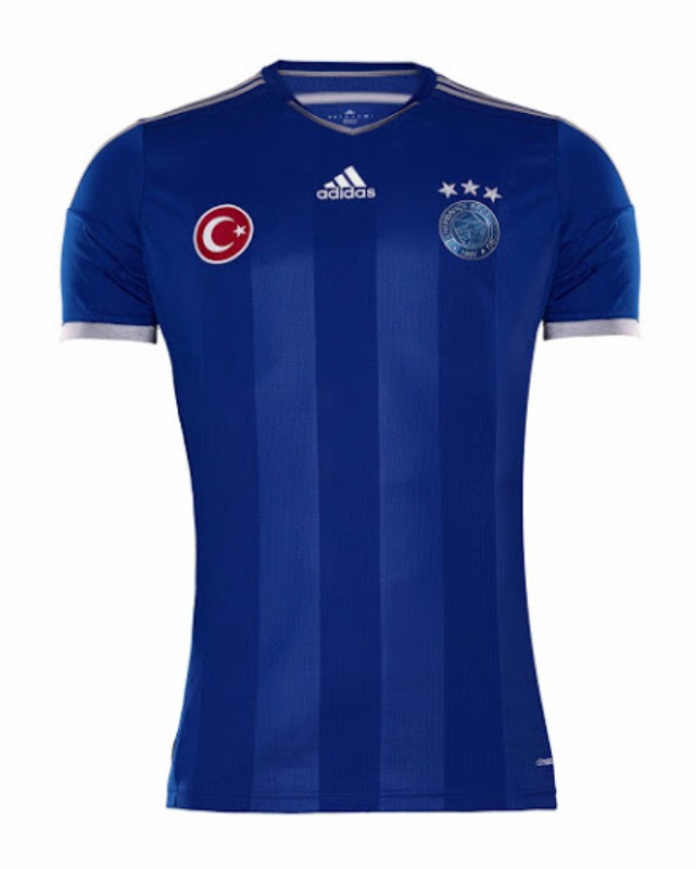 Tercera equipación de Fenerbahçe 14-15