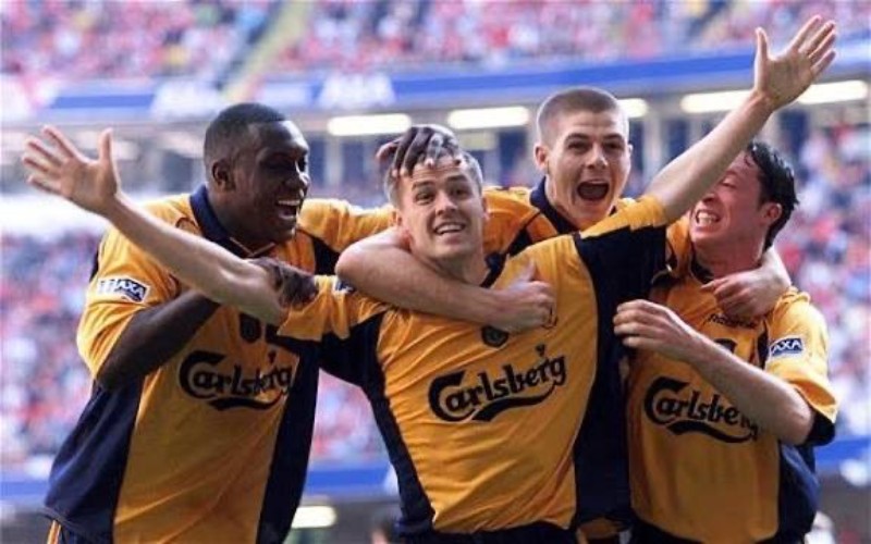 Liverpool FC 00-01 Visitante 3