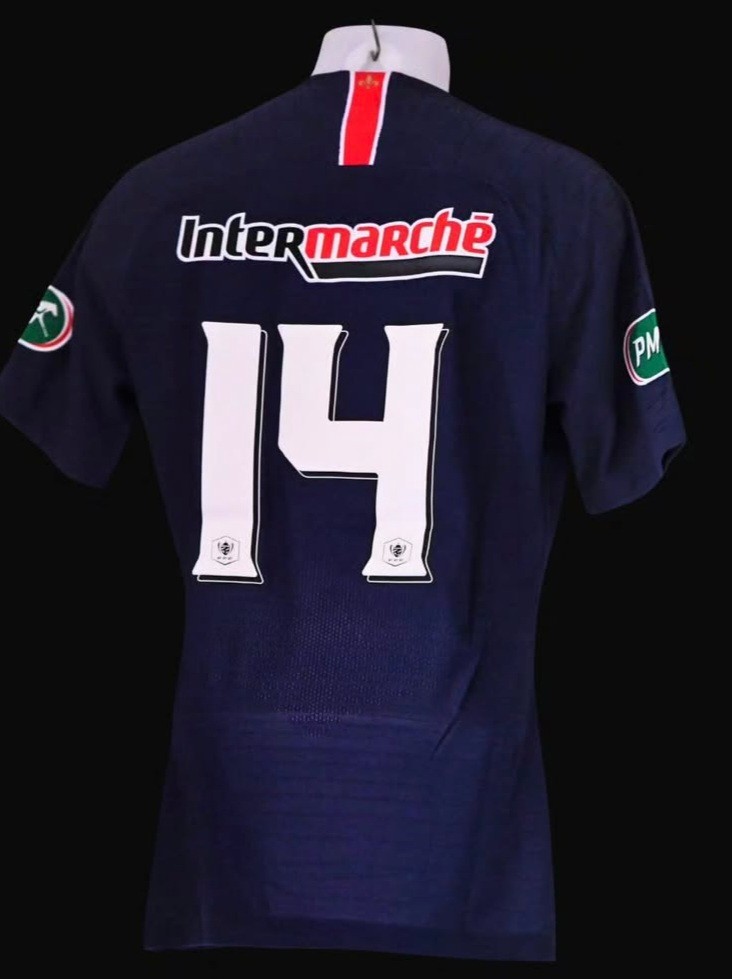 Paris Saint-Germain 18-19 Local 2