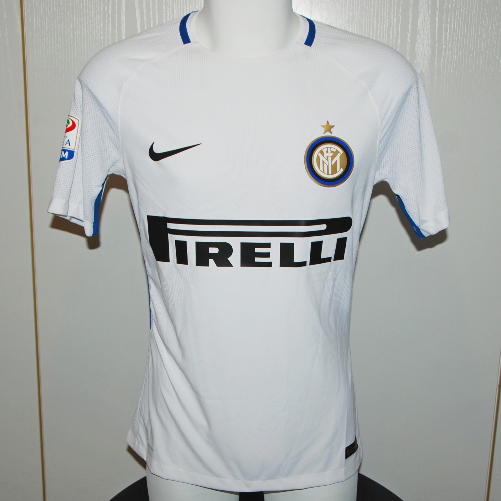 Segunda equipación de Inter de Milán 17-18