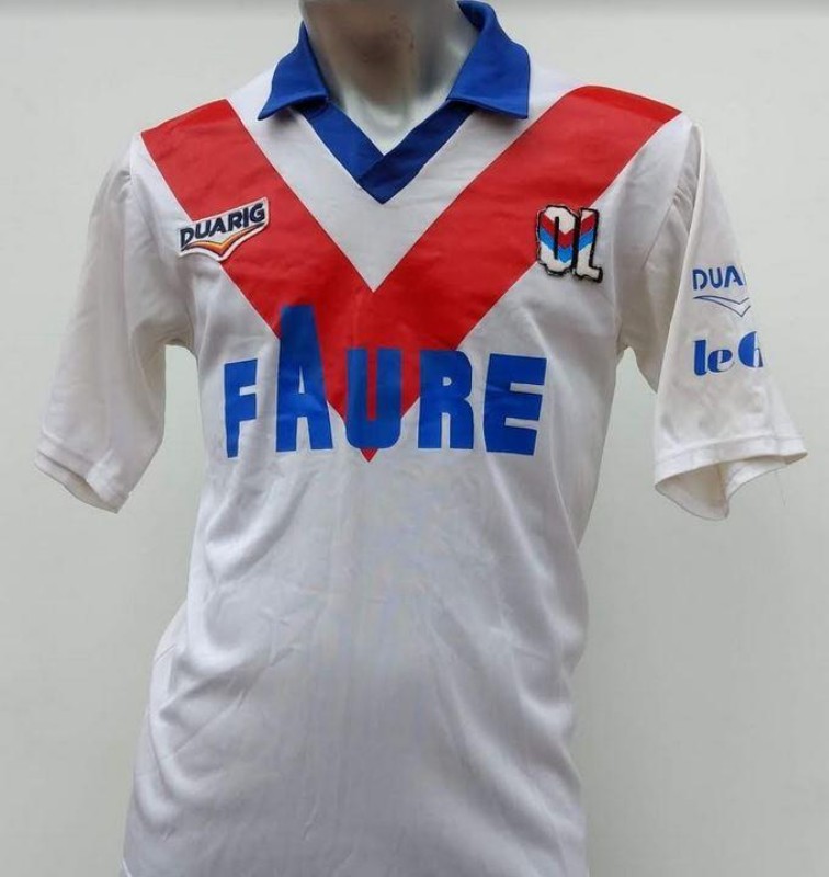 Primera equipación de Olympique de Lyon 89-90