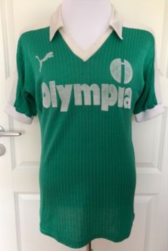 Primera equipación de Werder Bremen 82-83