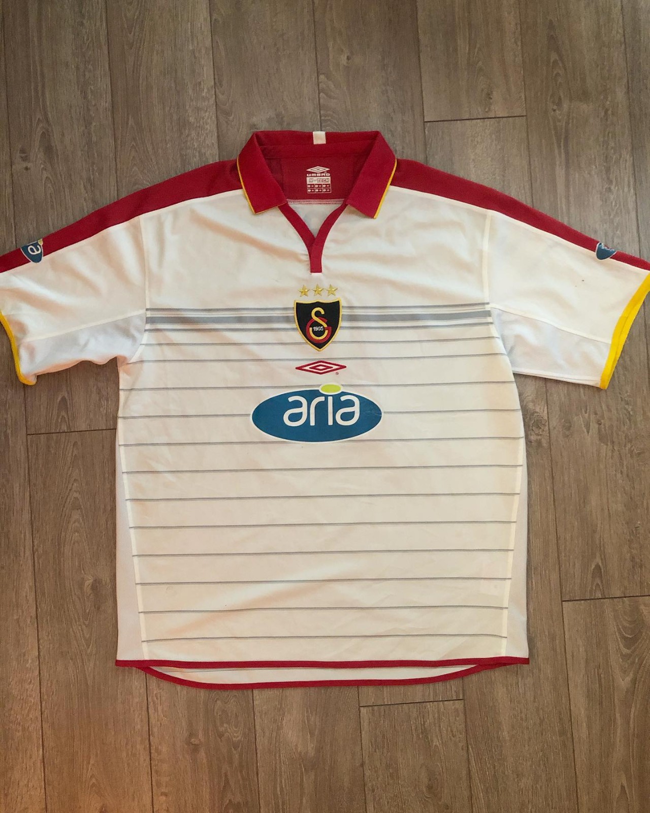 Galatasaray 03-04 Visitante 2