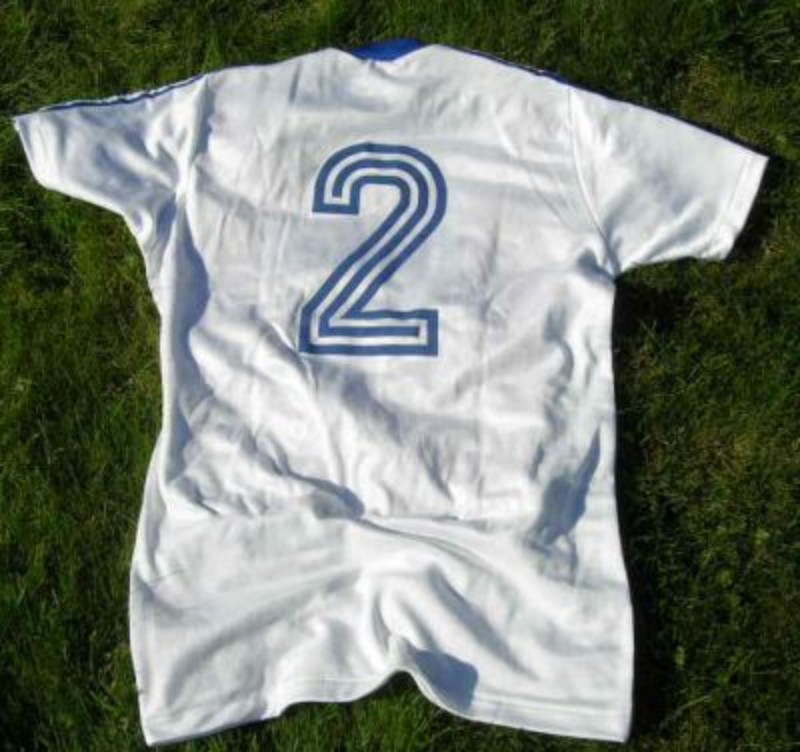 Schalke 04 77-78 Visitante 2