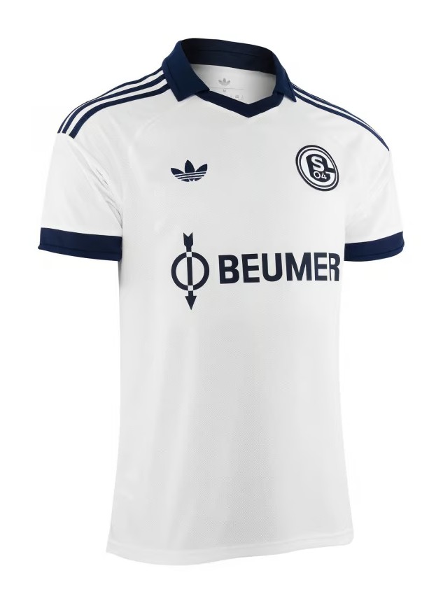 Schalke 04 26-27 Visitante 2