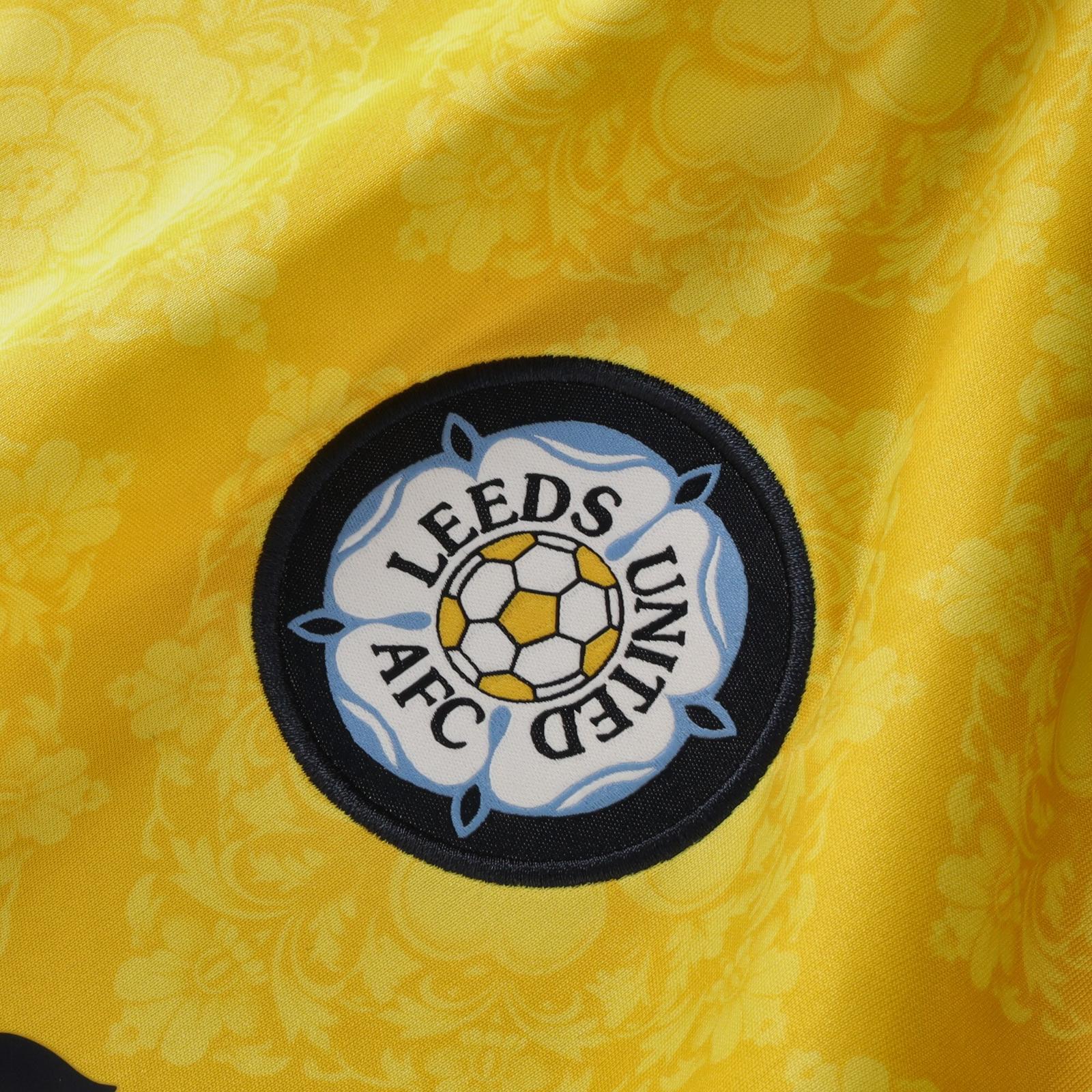 Leeds United 26-27 Visitante 4