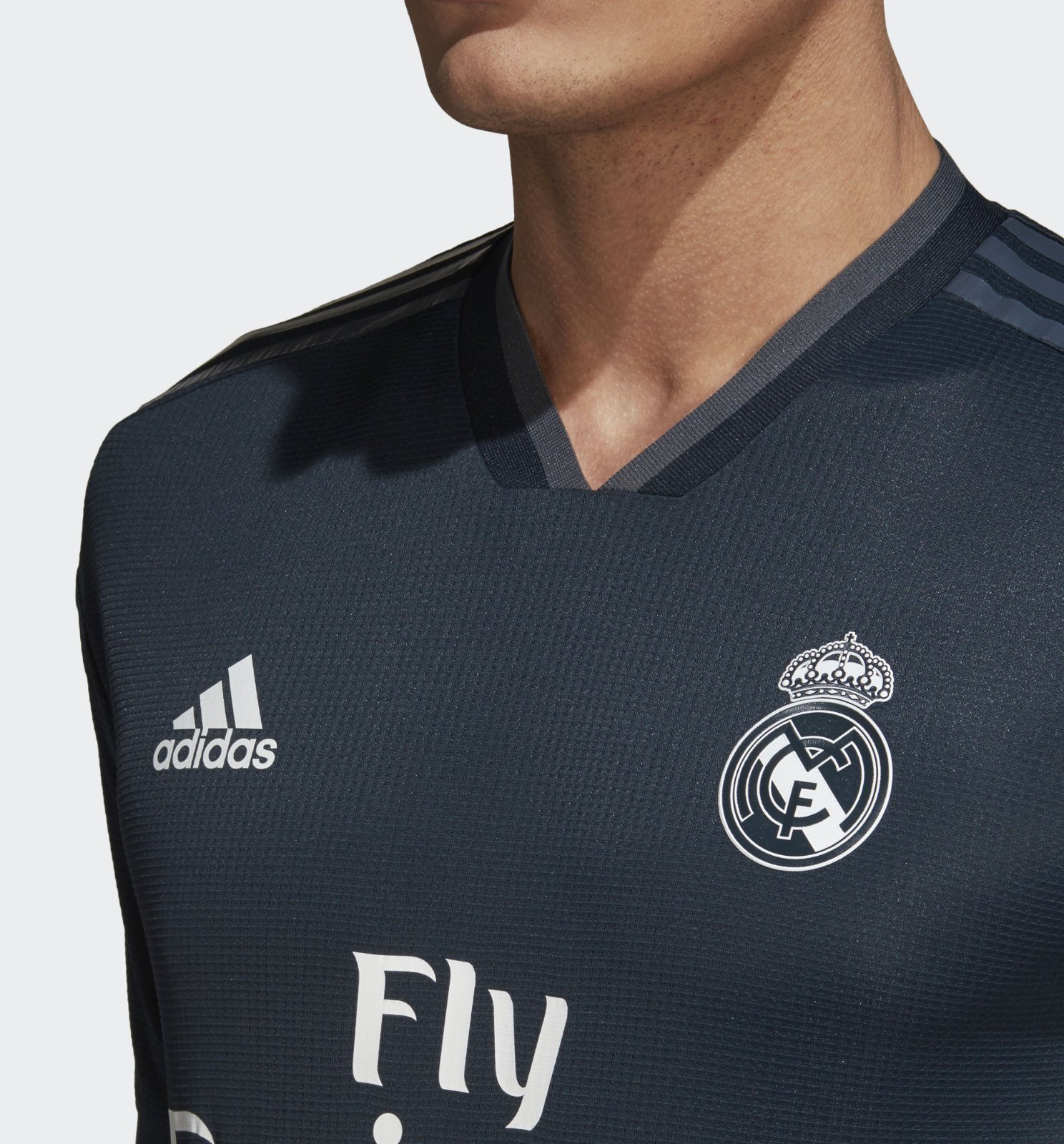 Real Madrid 18-19 Visitante 4