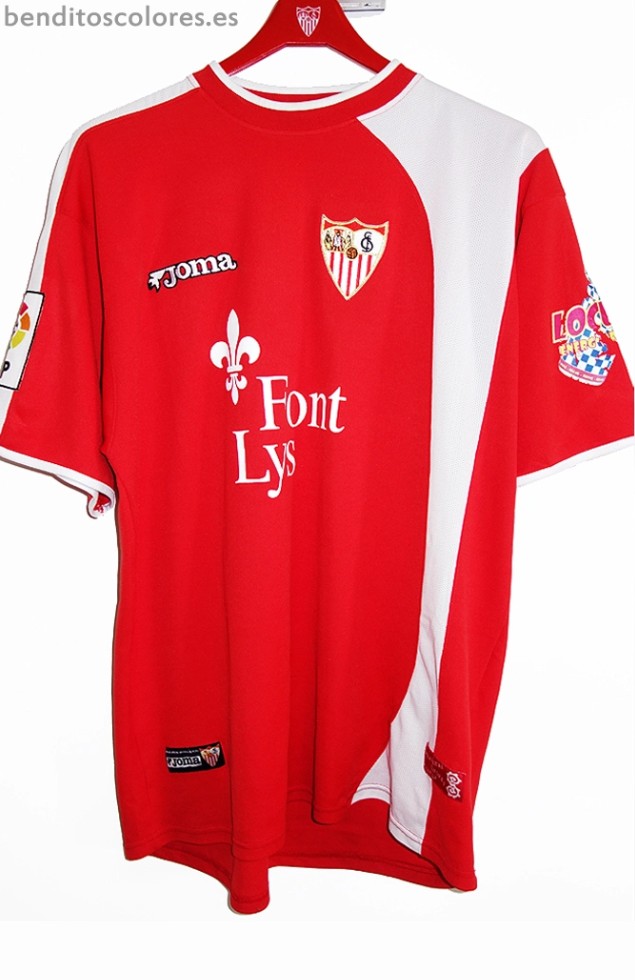 Segunda equipación de Sevilla FC 04-05
