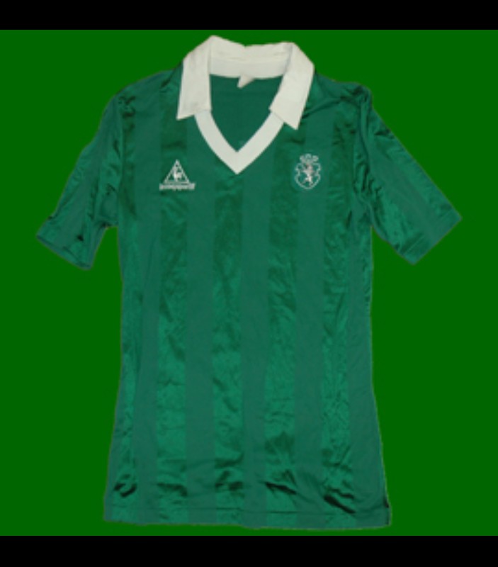 Segunda equipación de Sporting de Portugal 85-86