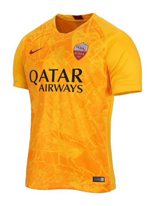 Tercera equipación de Roma 18-19