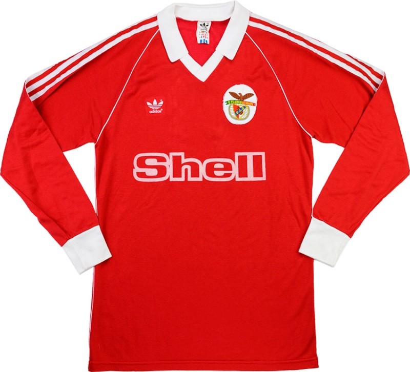 Primera equipación de Benfica 85-86