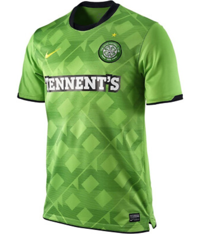 Celtic FC 10-11 Visitante 2