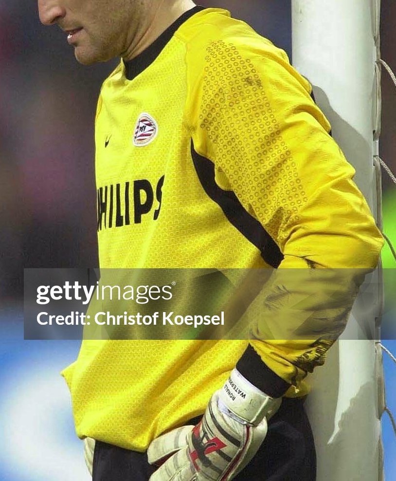 Equipación de portero de PSV 00-01