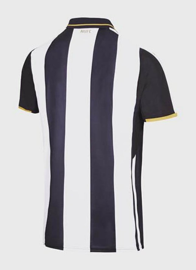 Newcastle United 16-17 Local 2