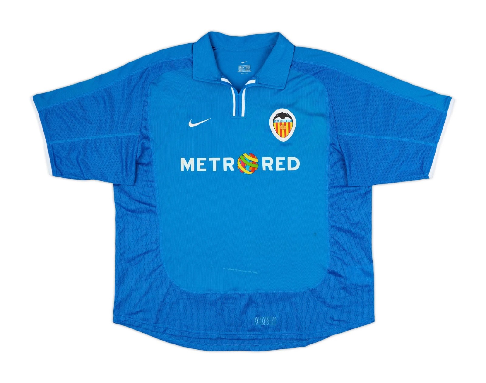 Tercera equipación de Valencia 01-02