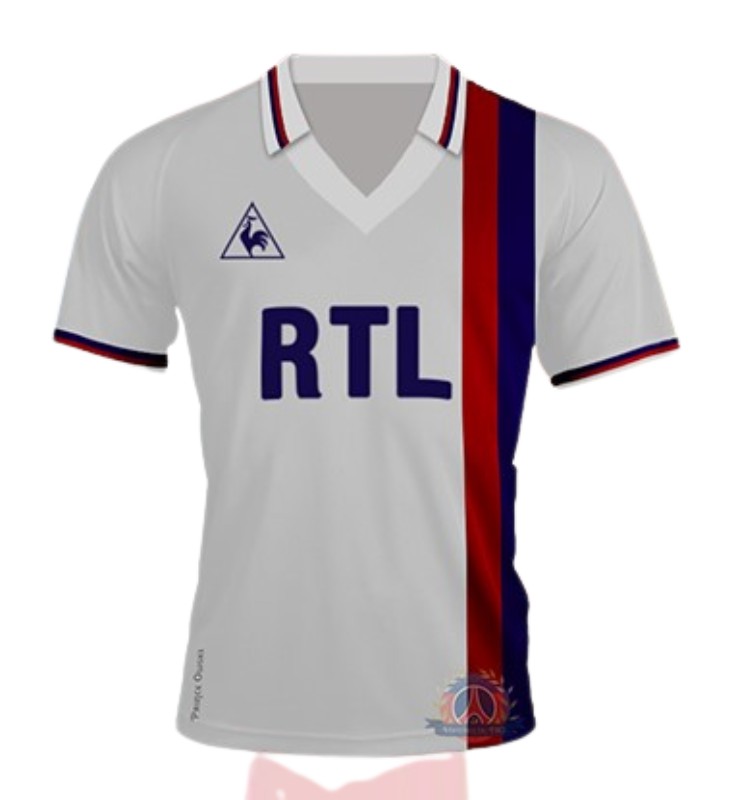 Equipación especial de Paris Saint-Germain 84-85