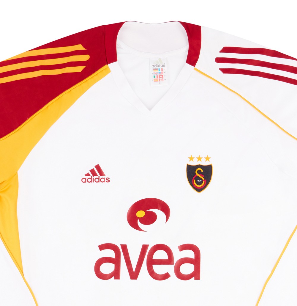 Galatasaray 05-06 Visitante 2