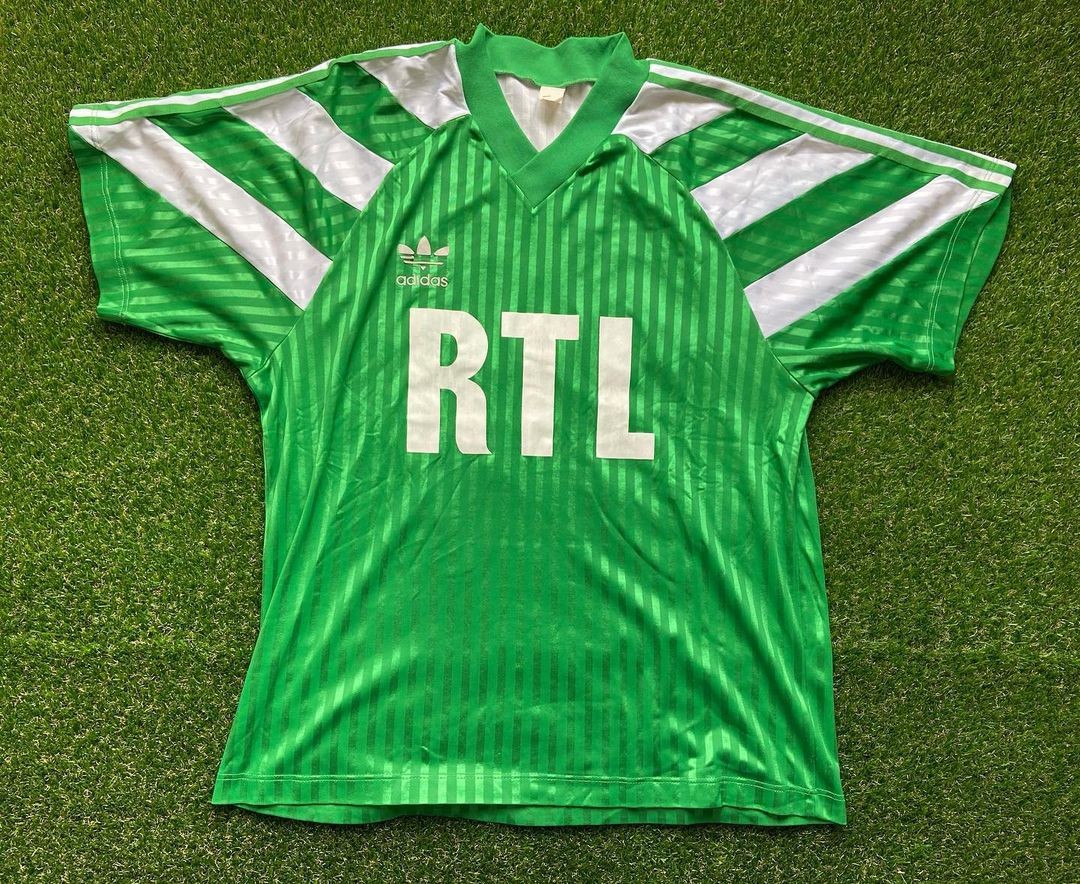Equipación especial de Saint-Étienne 92-93