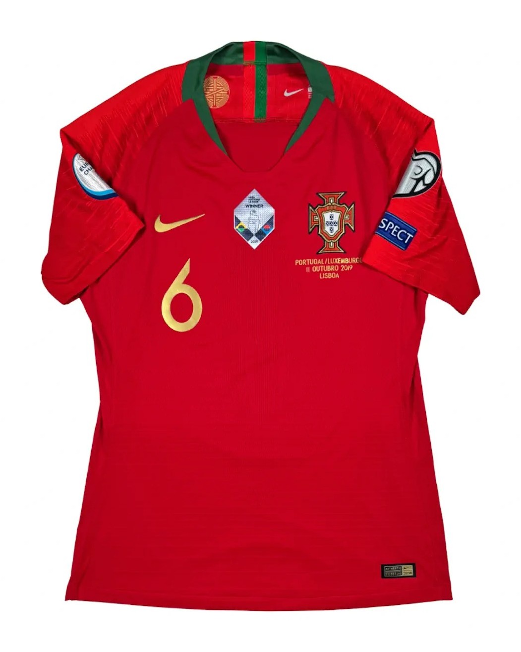 Primera equipación de Portugal 2019